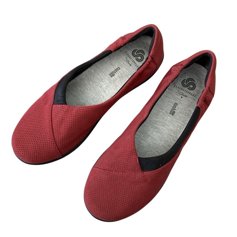Clarks Red Cloudsteppers Sillian Jetay Flats Women's size 9 New Spring Casual